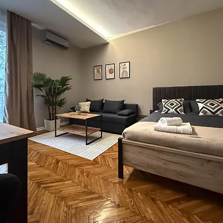 Апартаменты Millenium Center Ниш